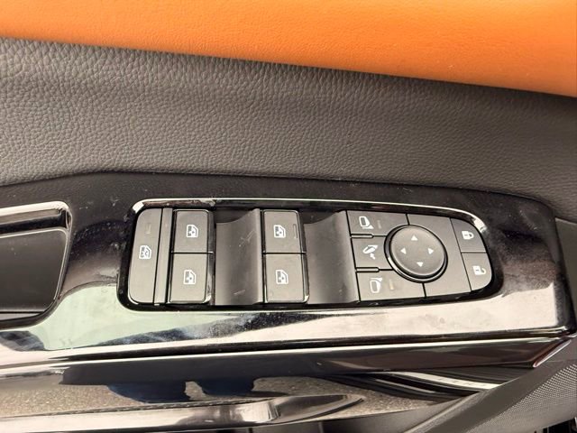 New 2026 Nissan Pathfinder Platinum image 11