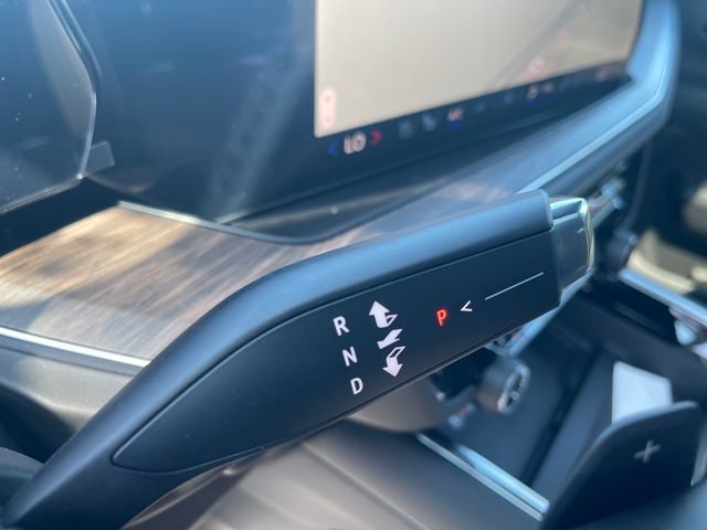New 2026 Chevrolet Tahoe Premier w/ Sun And Tow Package AWD/4WD image 26