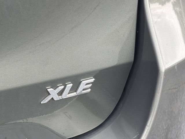 Used 2013 Toyota Sienna XLE FWD image 3