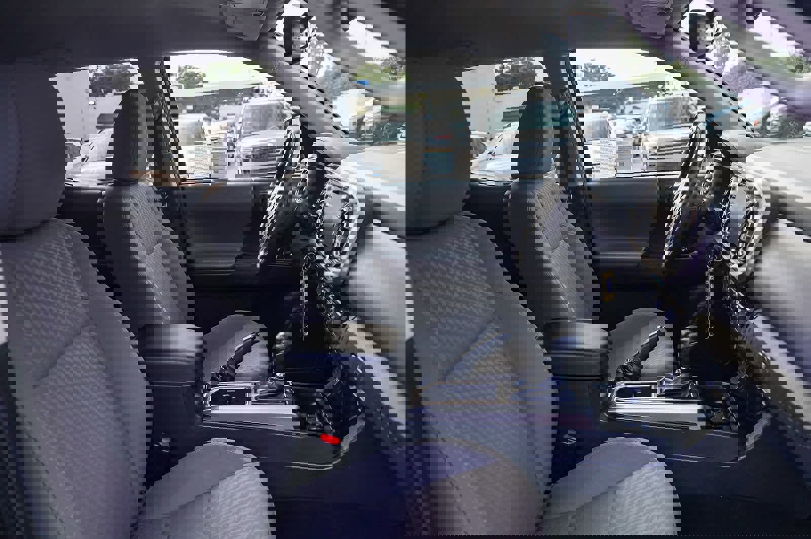 Used 2022 Toyota Tacoma SR5 image 4