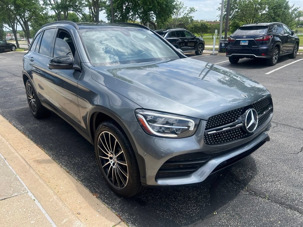 Used 2021 Mercedes-Benz GLC 300 w/ AMG Line image 8