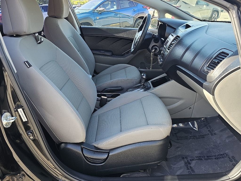 Used 2015 Kia Forte LX w/ Popular Package FWD image 17