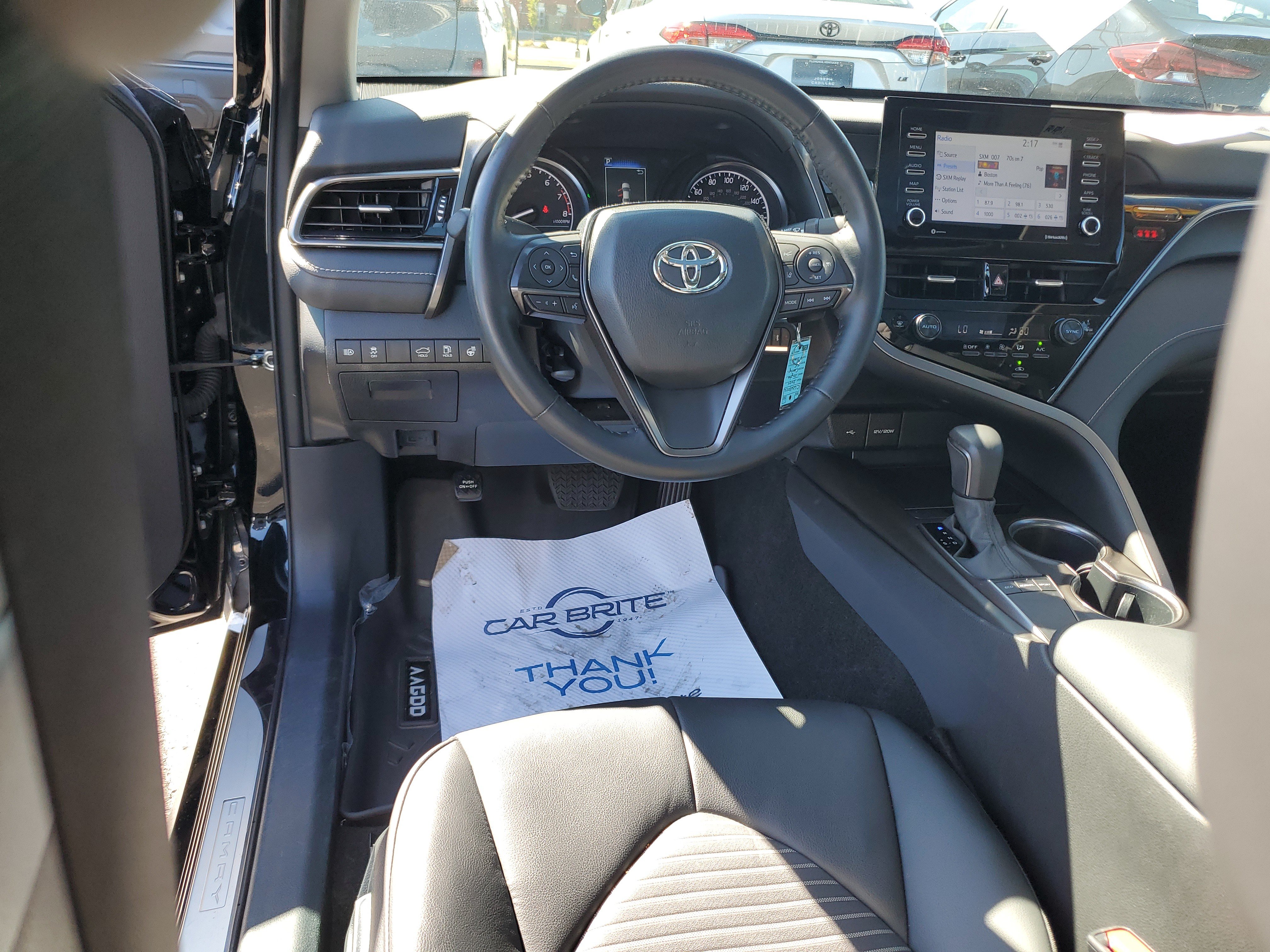Used 2024 Toyota Camry SE w/ Cold Weather Package FWD image 10