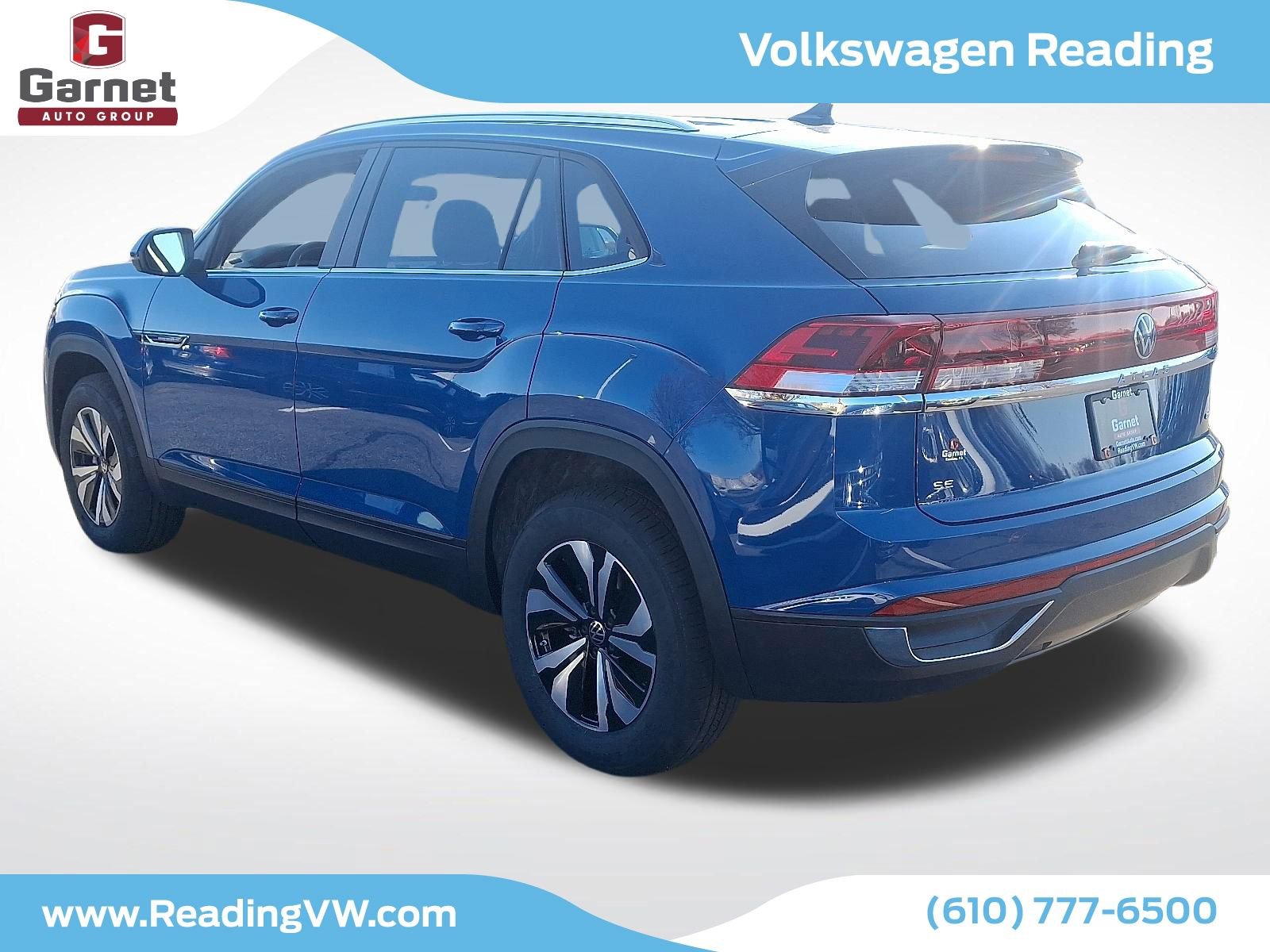 Used 2025 Volkswagen Atlas Cross Sport SE image 3
