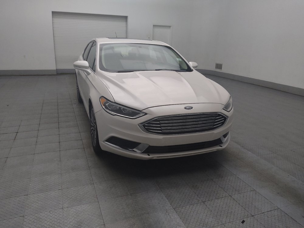 Used 2018 Ford Fusion SE w/ Fusion SE Technology Package FWD image 13
