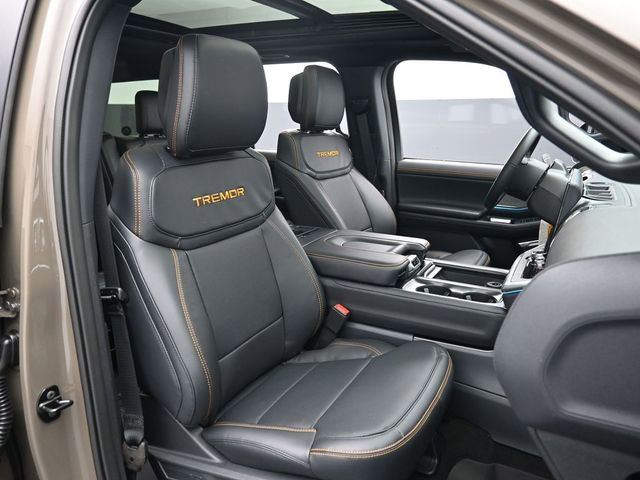 New 2026 Ford Expedition Tremor image 28
