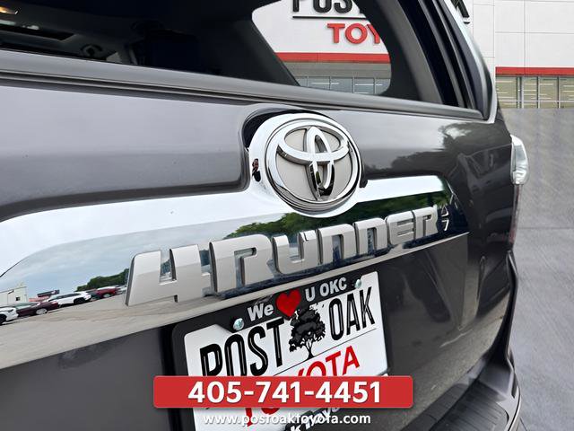 Used 2021 Toyota 4Runner Limited AWD/4WD image 36