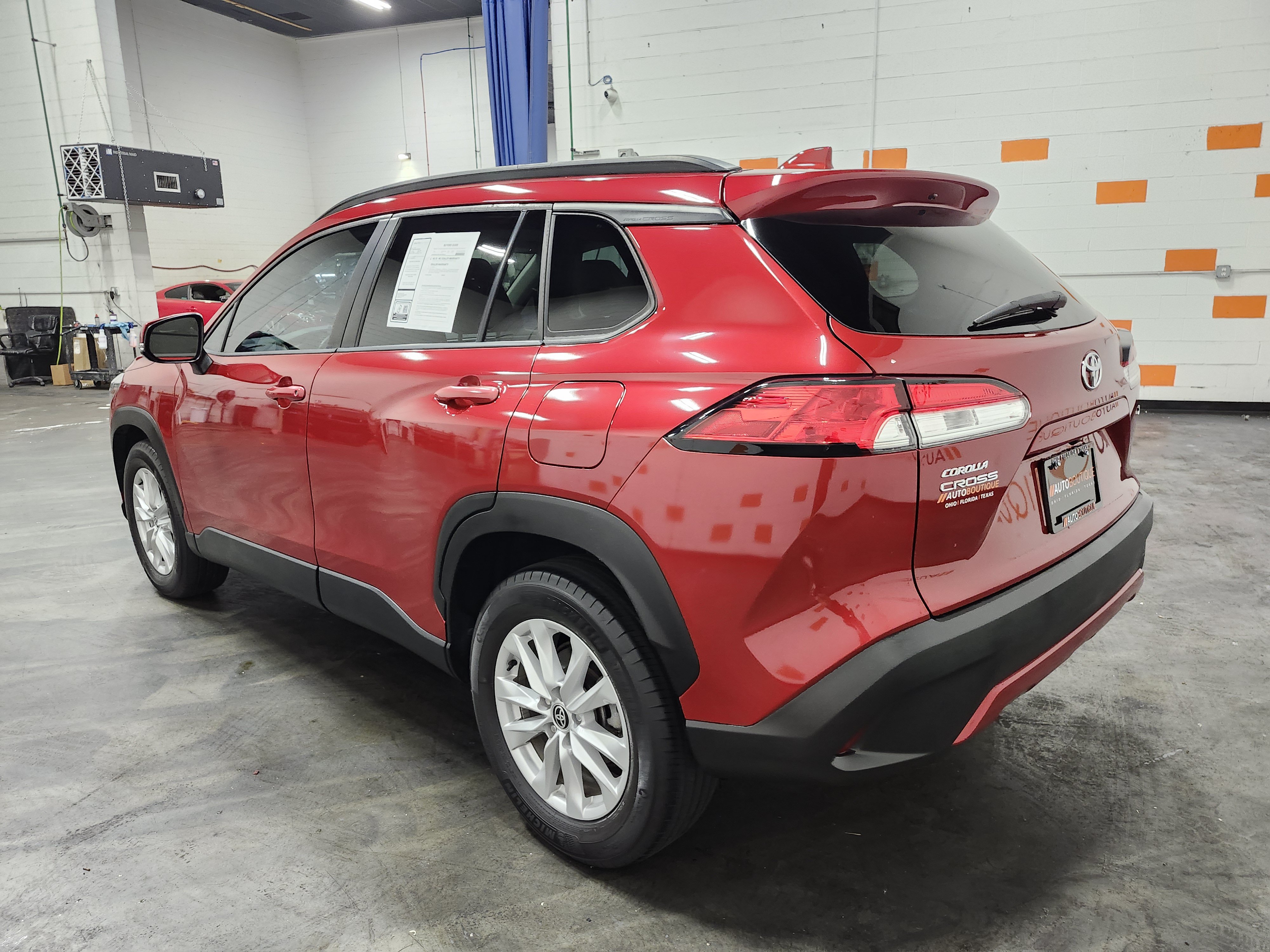 Used 2022 Toyota Corolla Cross LE FWD image 12