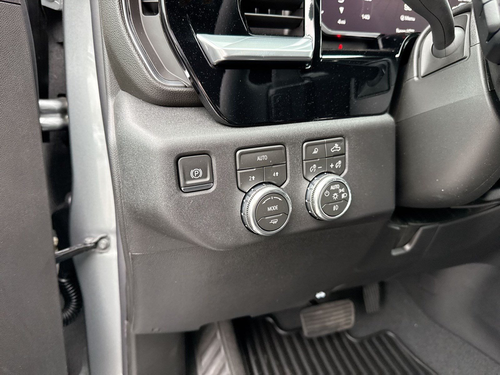 New 2026 GMC Sierra 1500 Elevation w/ Preferred Package AWD/4WD image 17