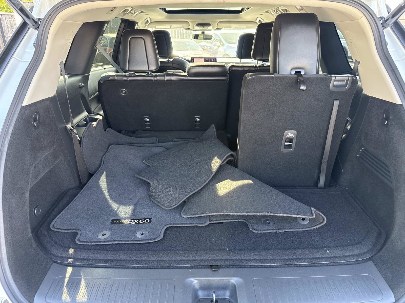 Used 2026 INFINITI QX60 Luxe w/ Cargo Package AWD/4WD image 30