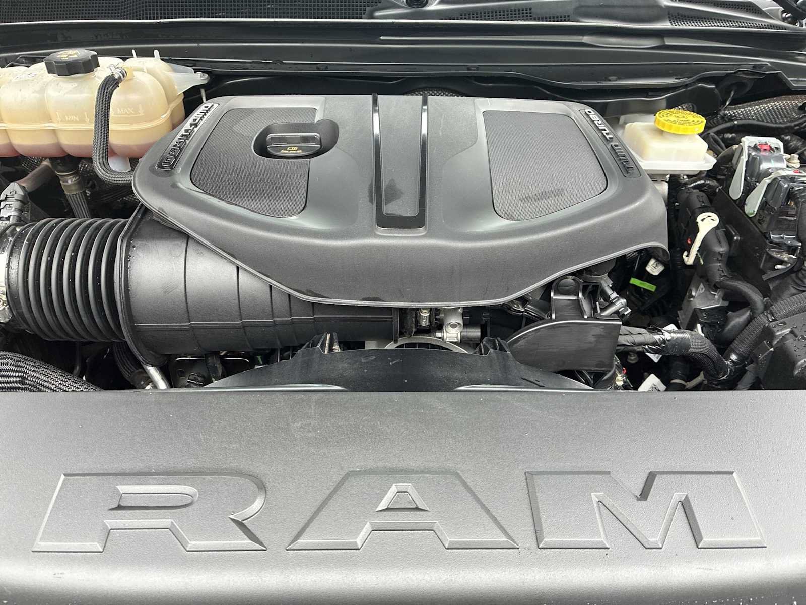 Certified 2025 RAM 1500 Big Horn AWD/4WD image 17