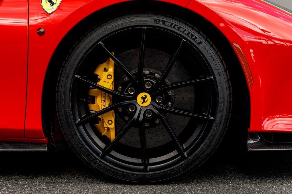 Used 2020 Ferrari 488 Pista Coupe image 17