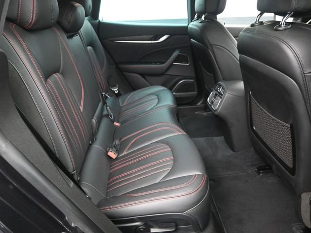 Used 2023 Maserati Levante GT AWD/4WD image 14
