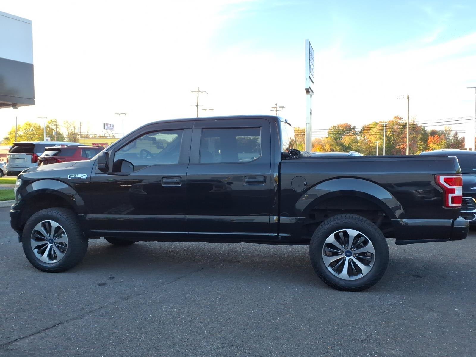 Used 2019 Ford F150 XL w/ Equipment Group 101A Mid AWD/4WD image 7