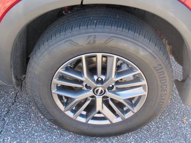 Certified 2025 Nissan Rogue S image 8