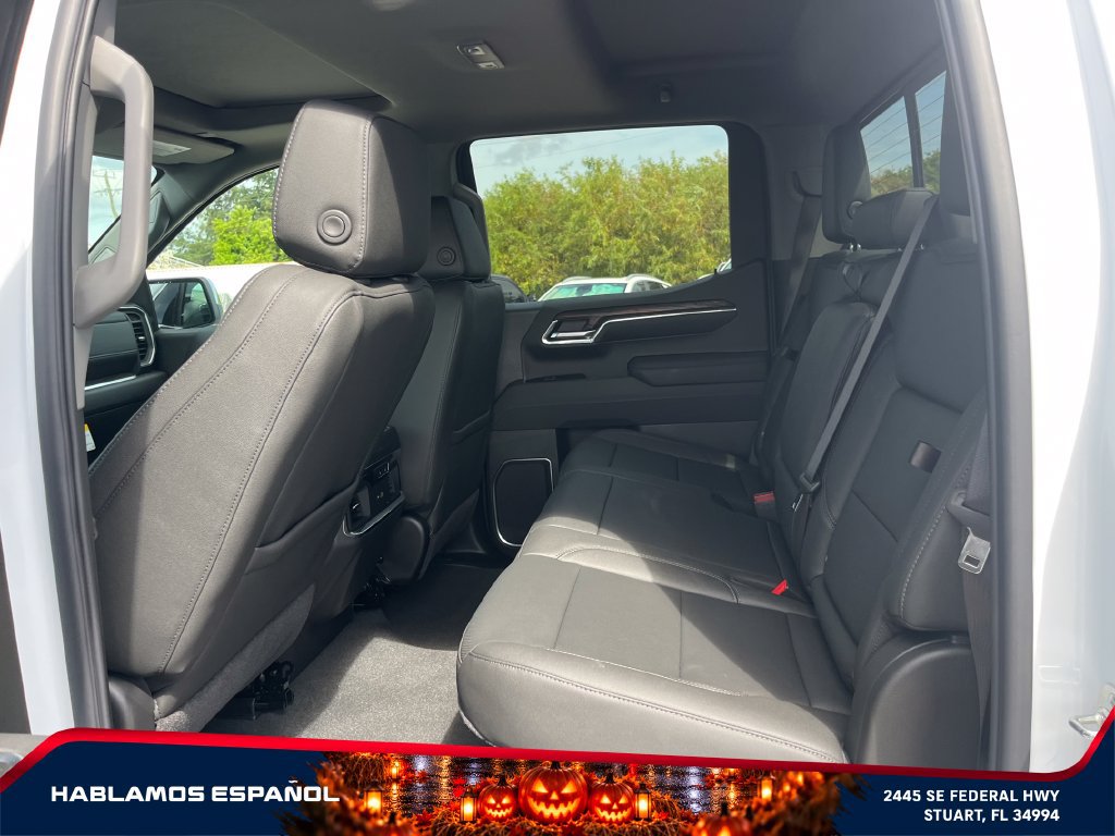 New 2026 GMC Sierra 1500 SLT w/ SLT Premium Package AWD/4WD image 11