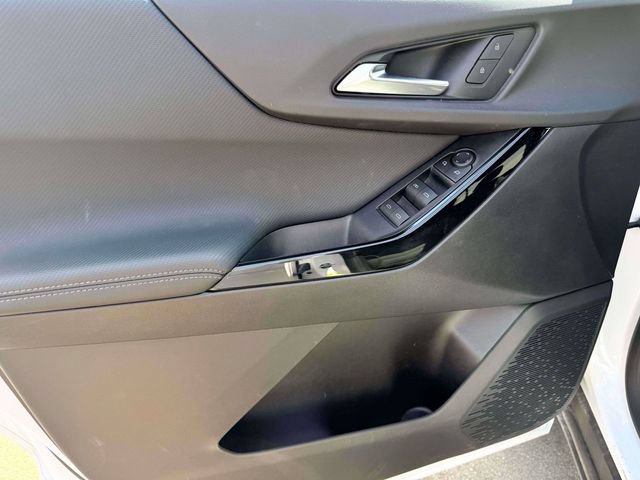 Used 2026 Chevrolet Equinox LT FWD image 15