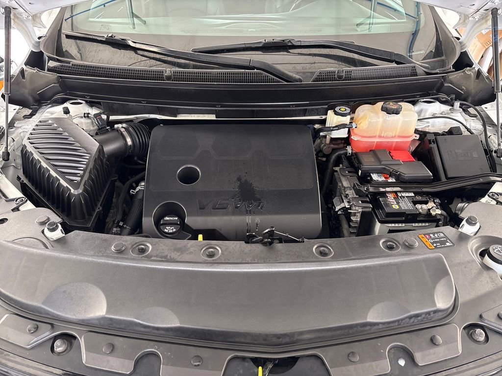 Used 2022 Buick Enclave Essence FWD image 33