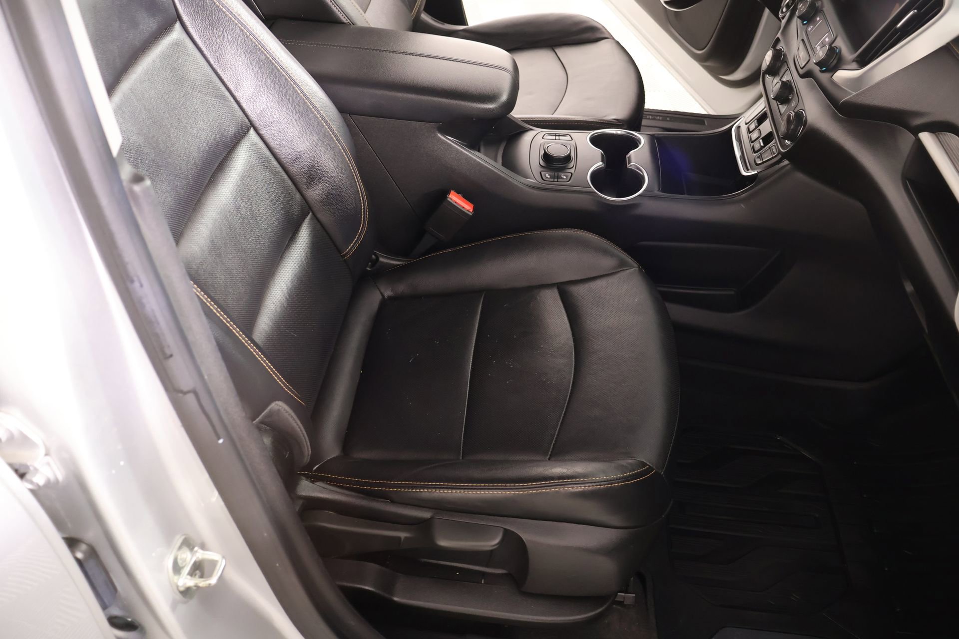 Used 2019 GMC Terrain SLT FWD image 12