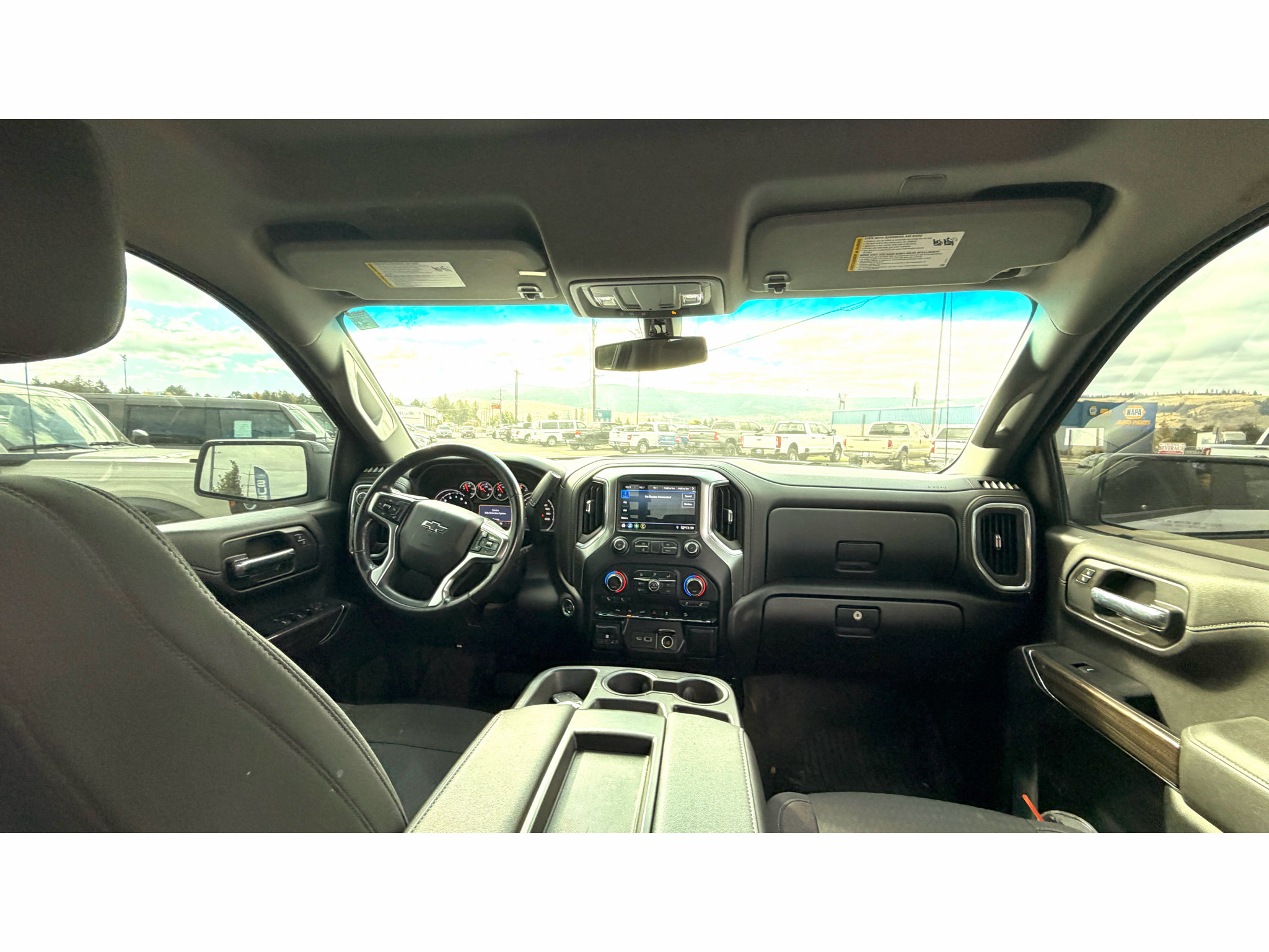 Used 2020 Chevrolet Silverado 1500 RST w/ True North Edition AWD/4WD image 13