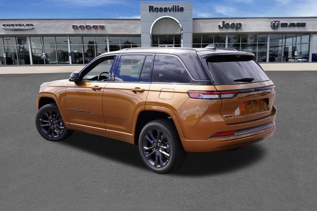 New 2026 Jeep Grand Cherokee Limited AWD/4WD image 5