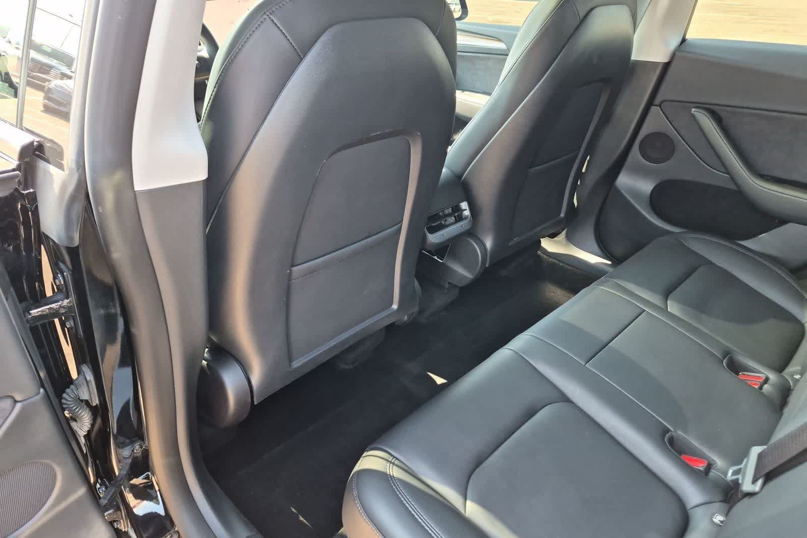 Used 2023 Tesla Model Y Performance AWD/4WD image 17