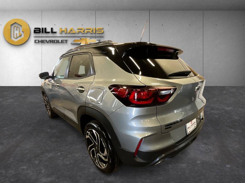 Used 2025 Chevrolet TrailBlazer RS w/ Convenience Package AWD/4WD image 12