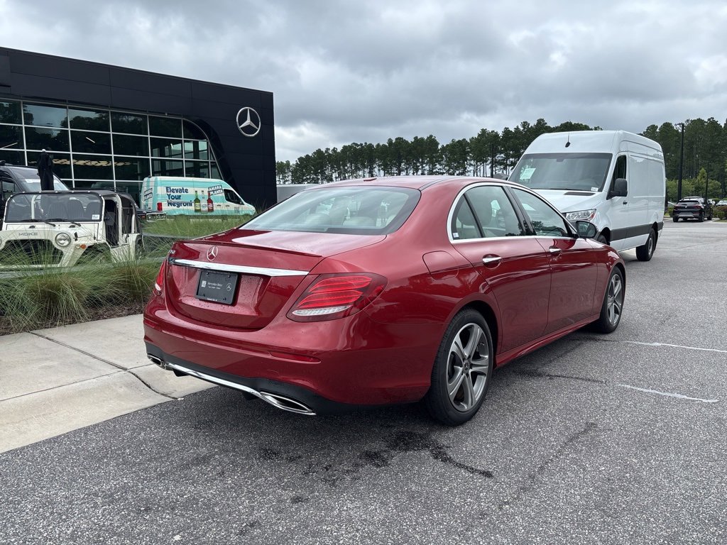 Used 2020 Mercedes-Benz E 350 Sedan image 3