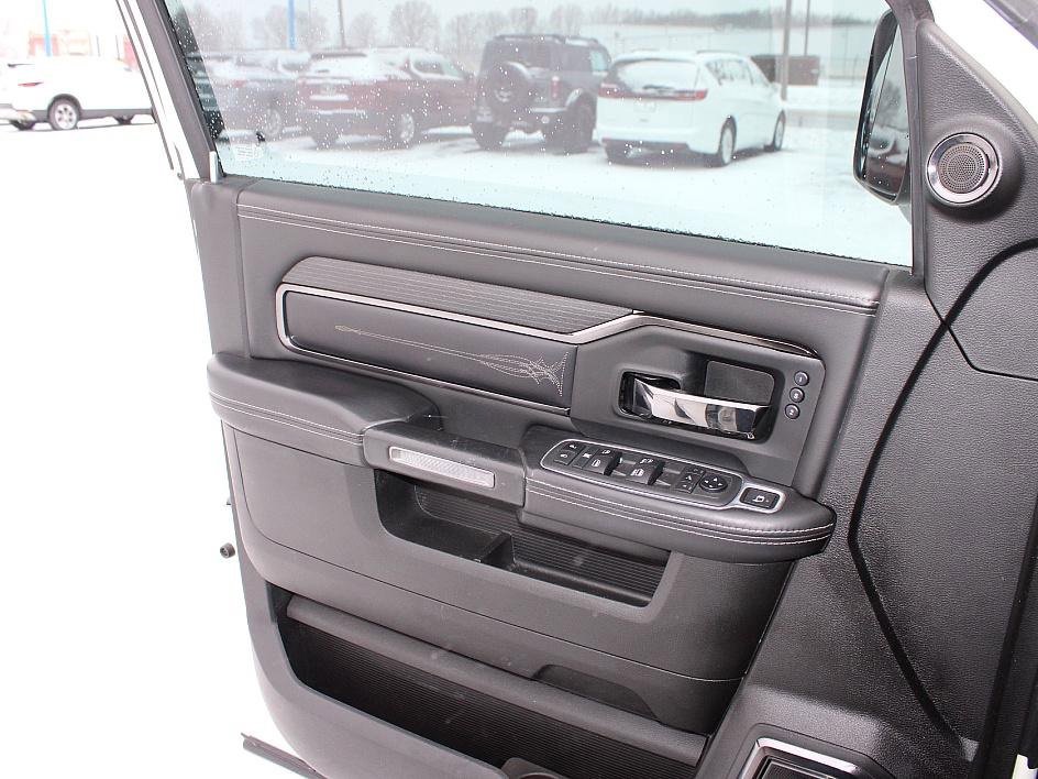 Used 2022 RAM 3500 Limited image 25