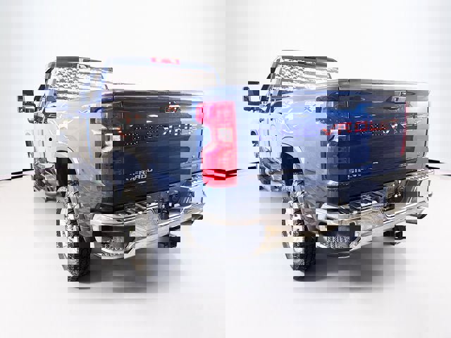 Used 2022 Chevrolet Silverado 2500 LT w/ Convenience Package image 7