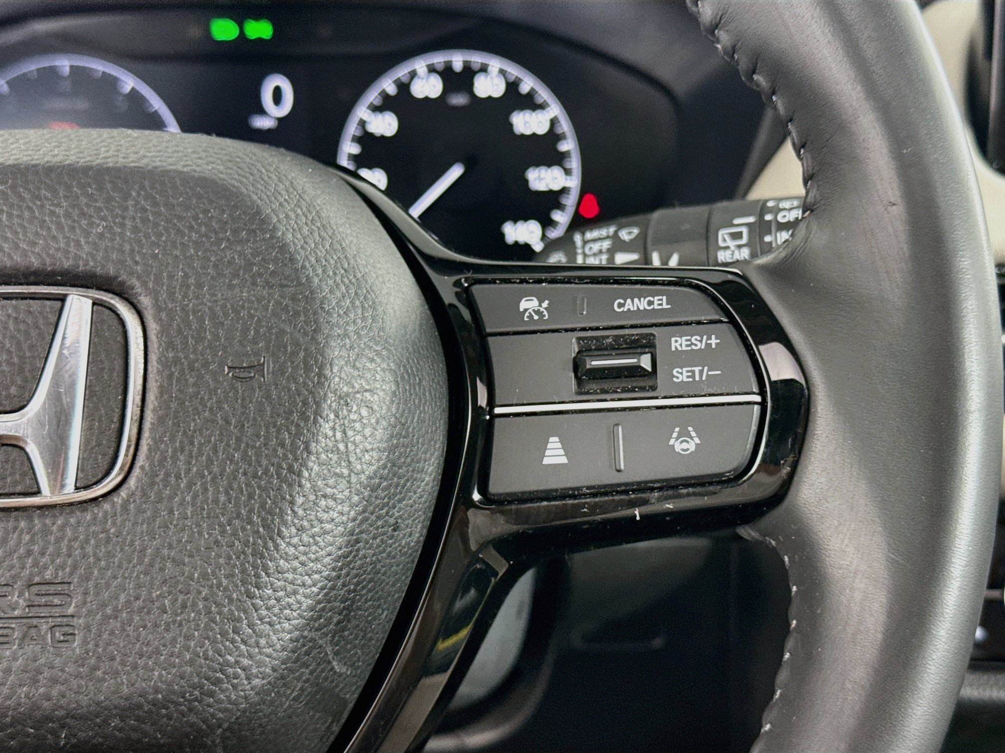 Used 2024 Honda HR-V EX-L image 18