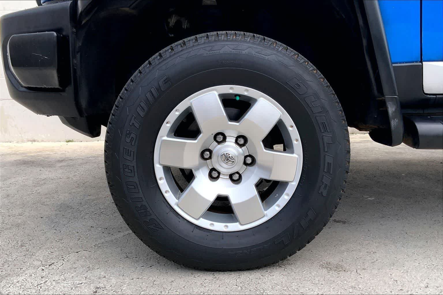 Used 2007 Toyota FJ Cruiser 2WD image 8