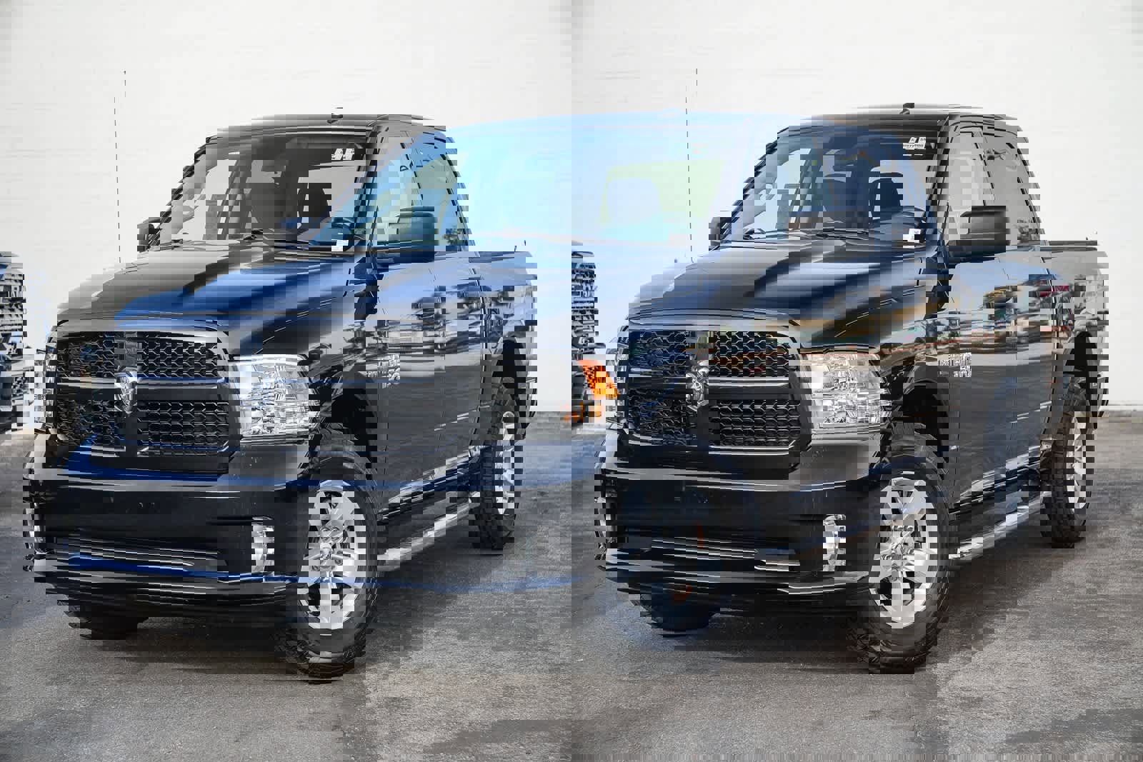 Used 2018 RAM 1500 Express image 1