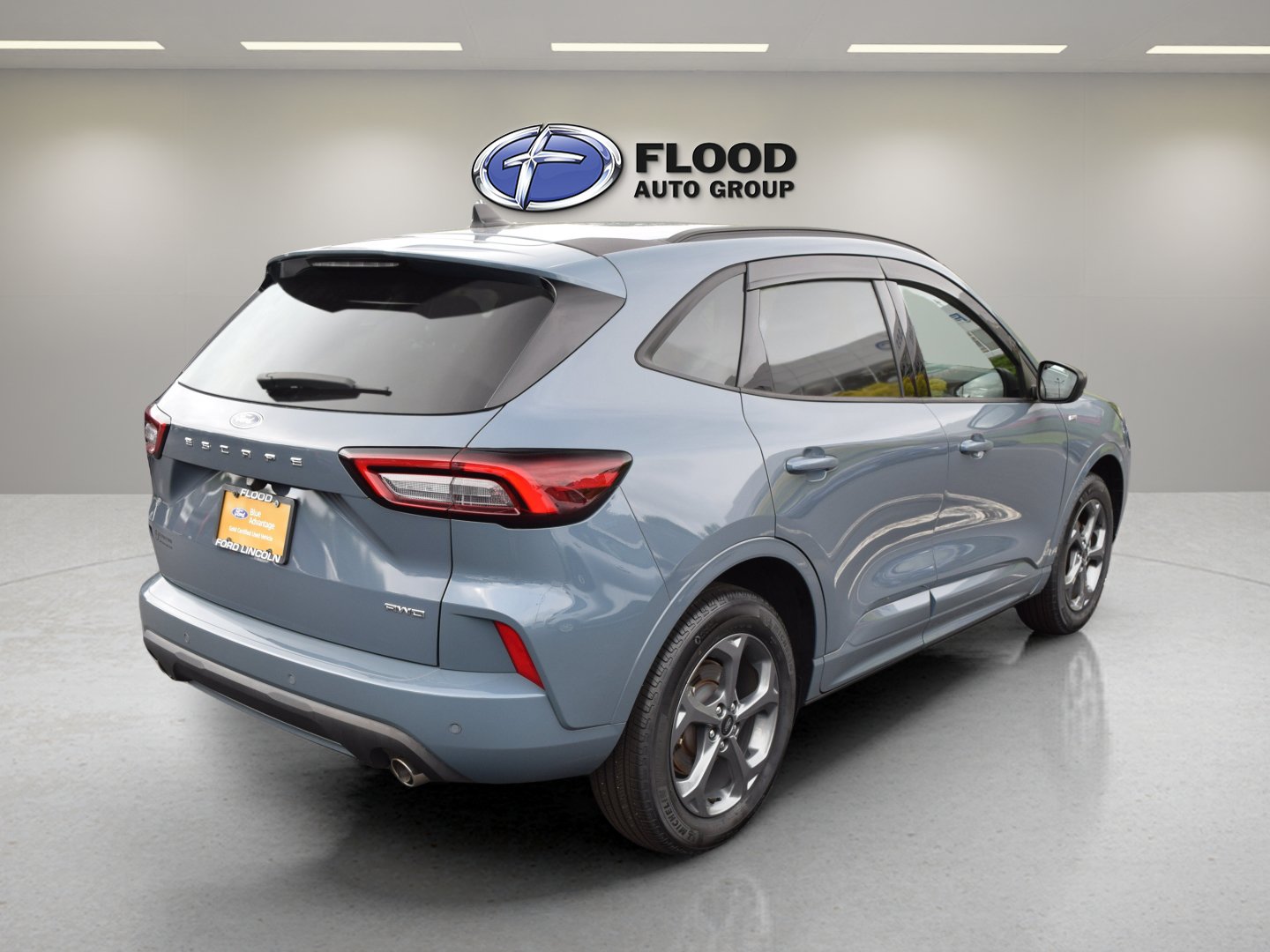 Used 2023 Ford Escape ST-Line AWD/4WD image 4