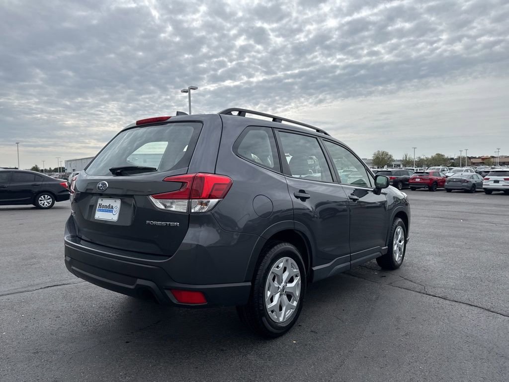 Used 2023 Subaru Forester AWD/4WD image 7