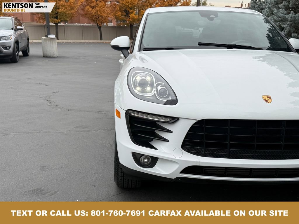 Used 2018 Porsche Macan Base image 14