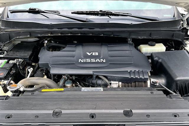 Used 2017 Nissan Titan Platinum Reserve AWD/4WD image 30