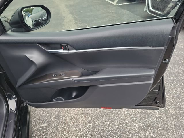 Used 2023 Toyota Camry SE FWD image 32