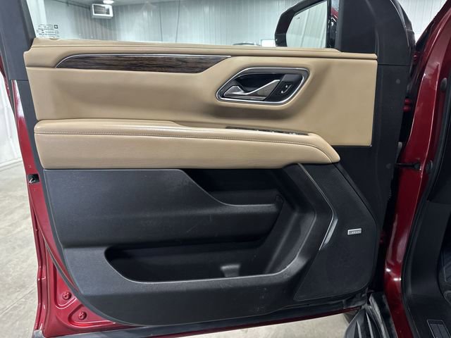 Used 2021 Chevrolet Tahoe Premier AWD/4WD image 17