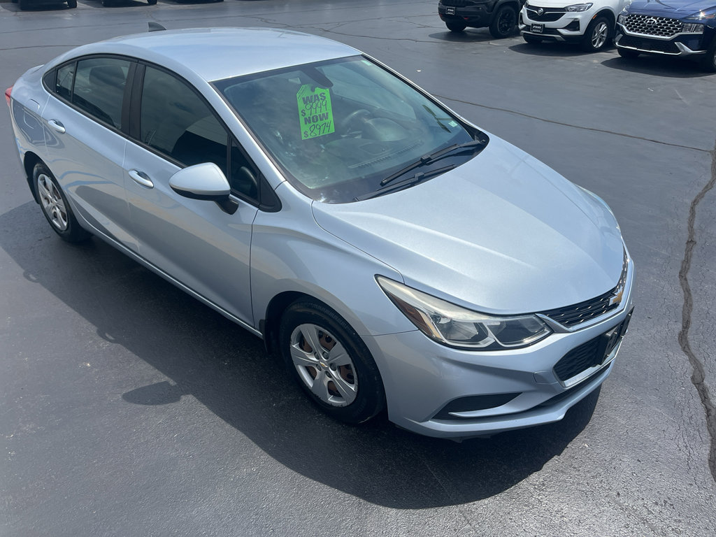 Used 2018 Chevrolet Cruze LS FWD image 5