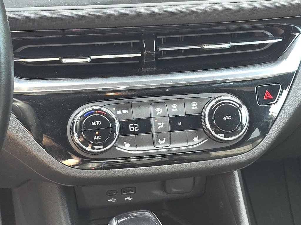 Certified 2024 Buick Envista Sport Touring w/ Convenience I Package FWD image 21
