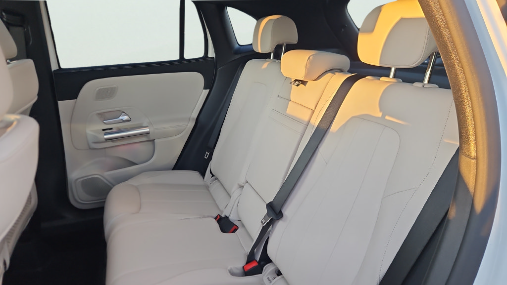 New 2026 Mercedes-Benz GLA 250 4MATIC image 20