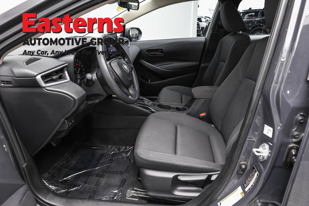 Used 2024 Toyota Corolla LE FWD image 13