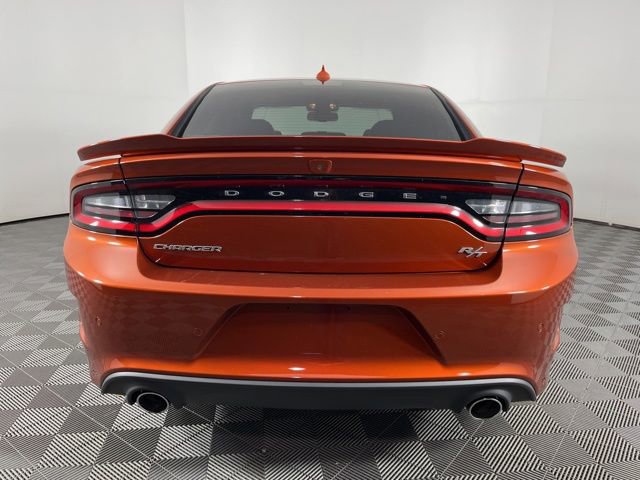 Used 2022 Dodge Charger R/T w/ Plus Group RWD image 10