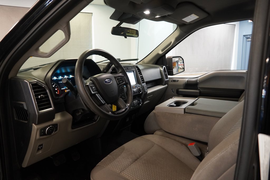 Used 2019 Ford F150 XLT w/ Trailer Tow Package image 6