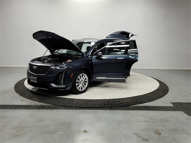 Used 2020 Cadillac XT6 Premium Luxury image 11