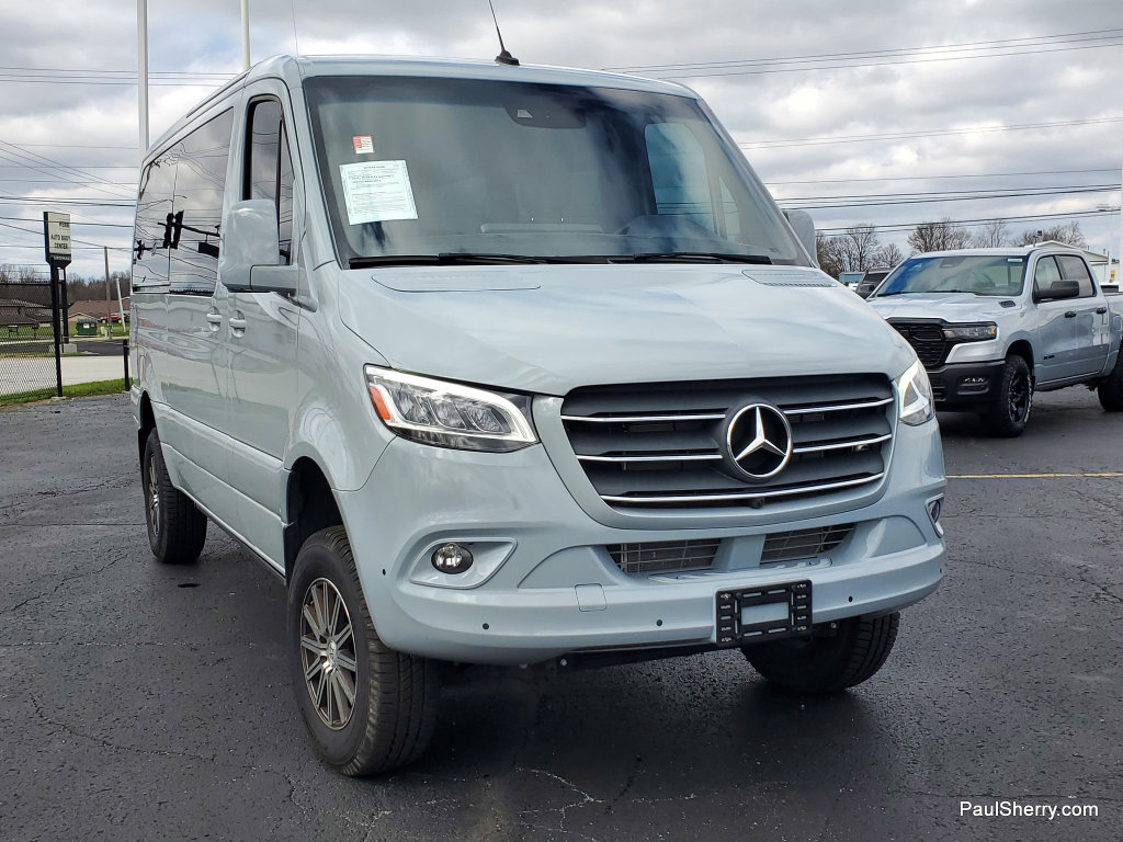 Used 2024 Mercedes-Benz Sprinter 2500 image 10