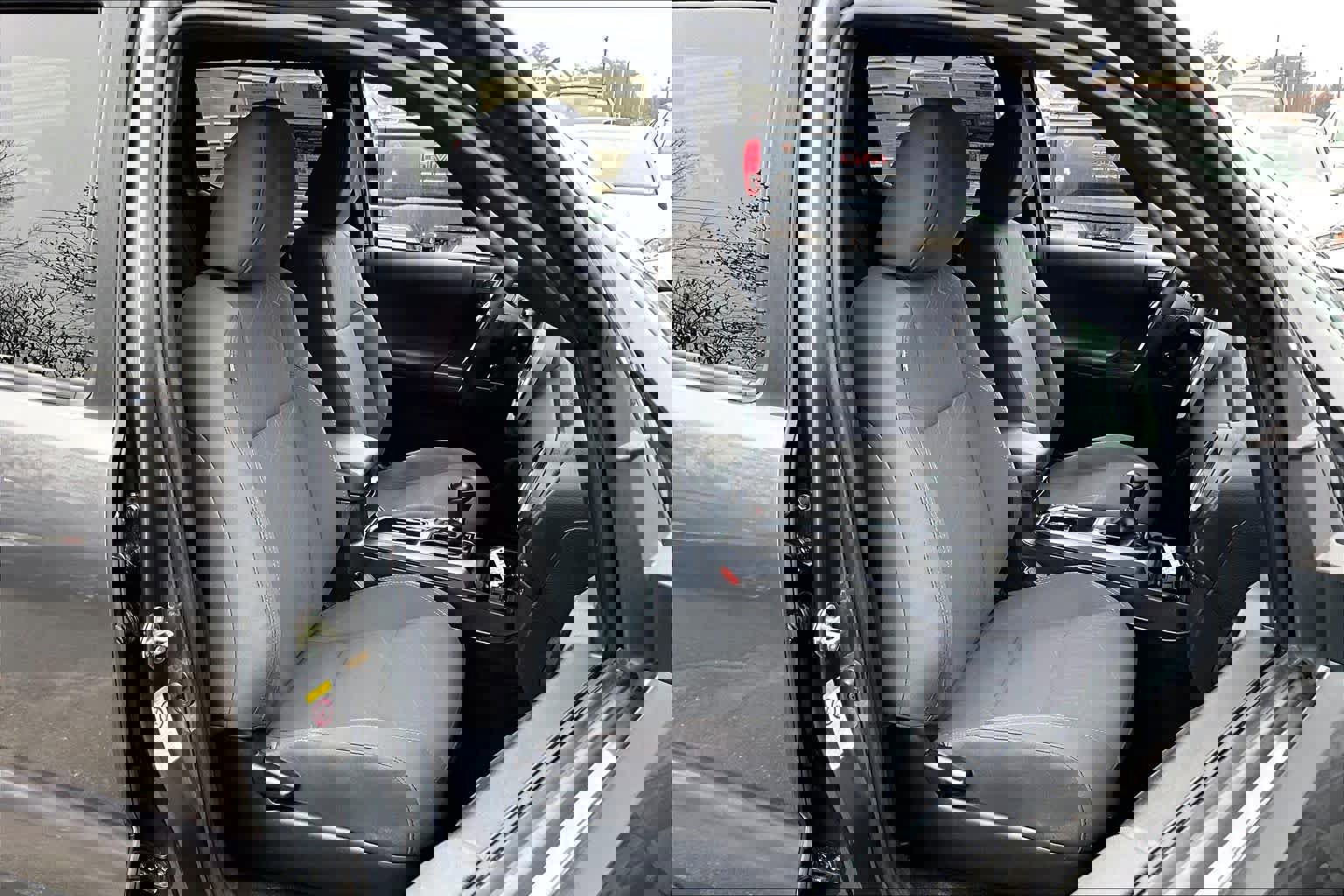 Certified 2018 Toyota Tacoma TRD Off-Road w/ Technology Package image 8