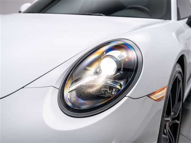 Used 2018 Porsche 911 Carrera RWD image 31