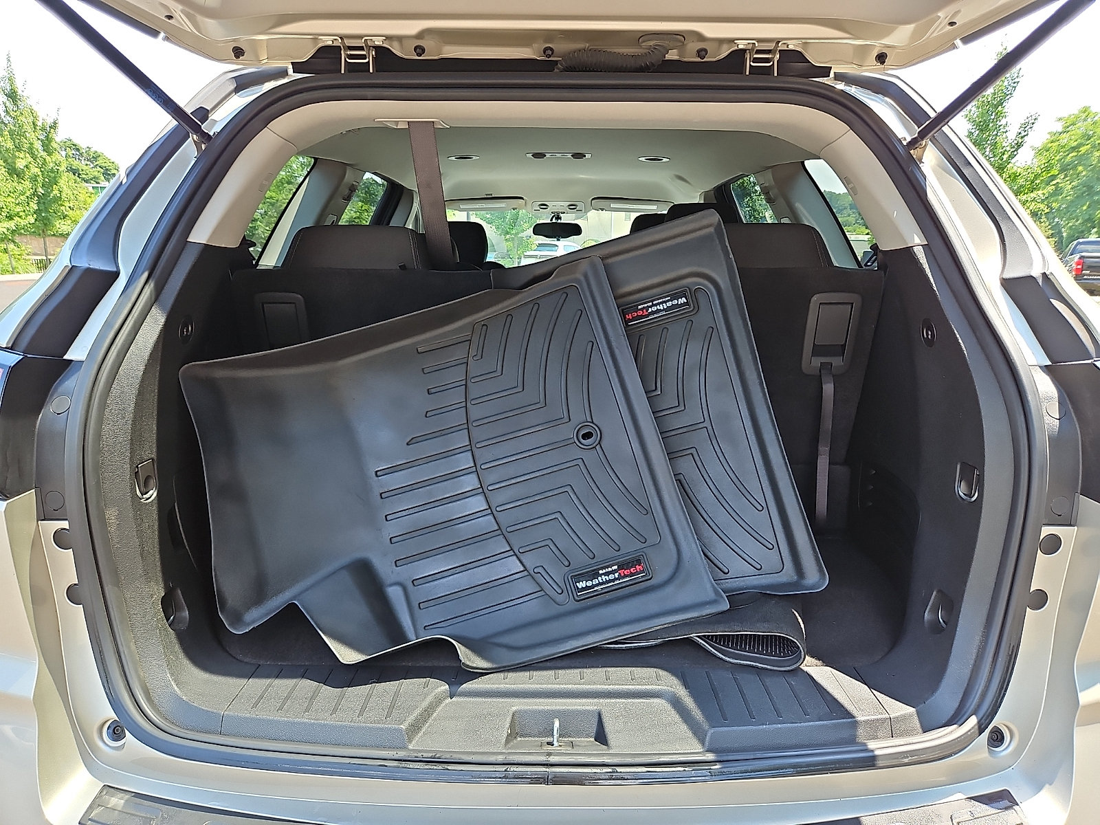 Used 2017 Chevrolet Traverse LT w/ Style and Technology Package FWD image 29